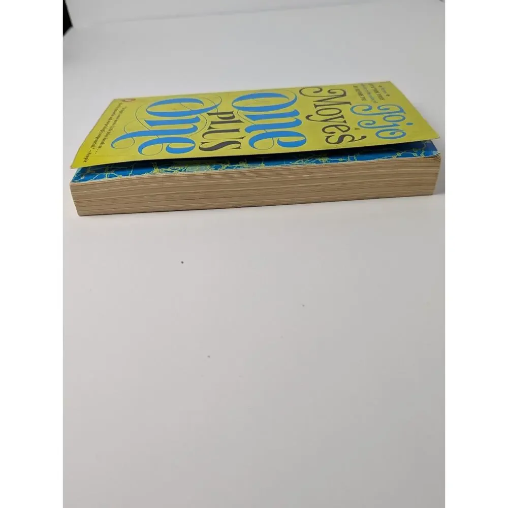 One Plus One : A Novel by Jojo Moyes (2015, Trade Paperback)